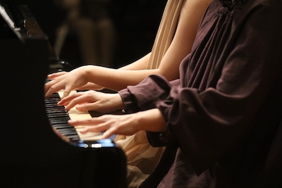 Just like your piano teachers said, practice a little every day.