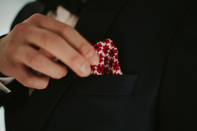 The art of sales—notice the smaller details to get the whole story.