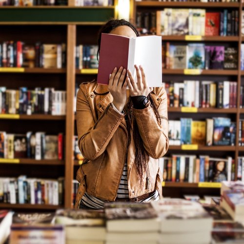 Fiction in Sales: Expert Exposition