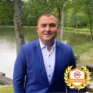 "Step Out of Your Own Silo:" Ryan Lahey's Approach to Sales